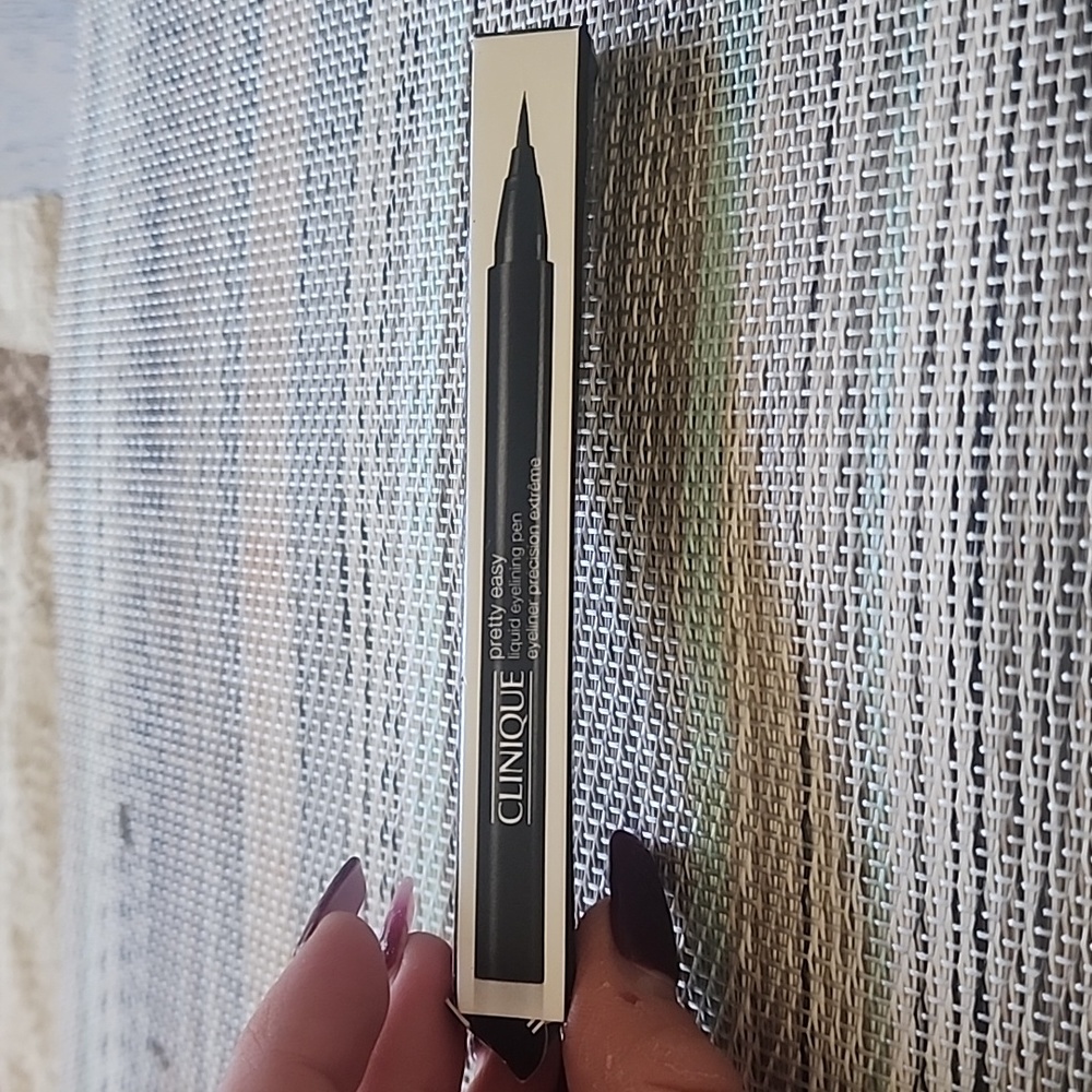 Brand new Clinique liquid eyeliner pen